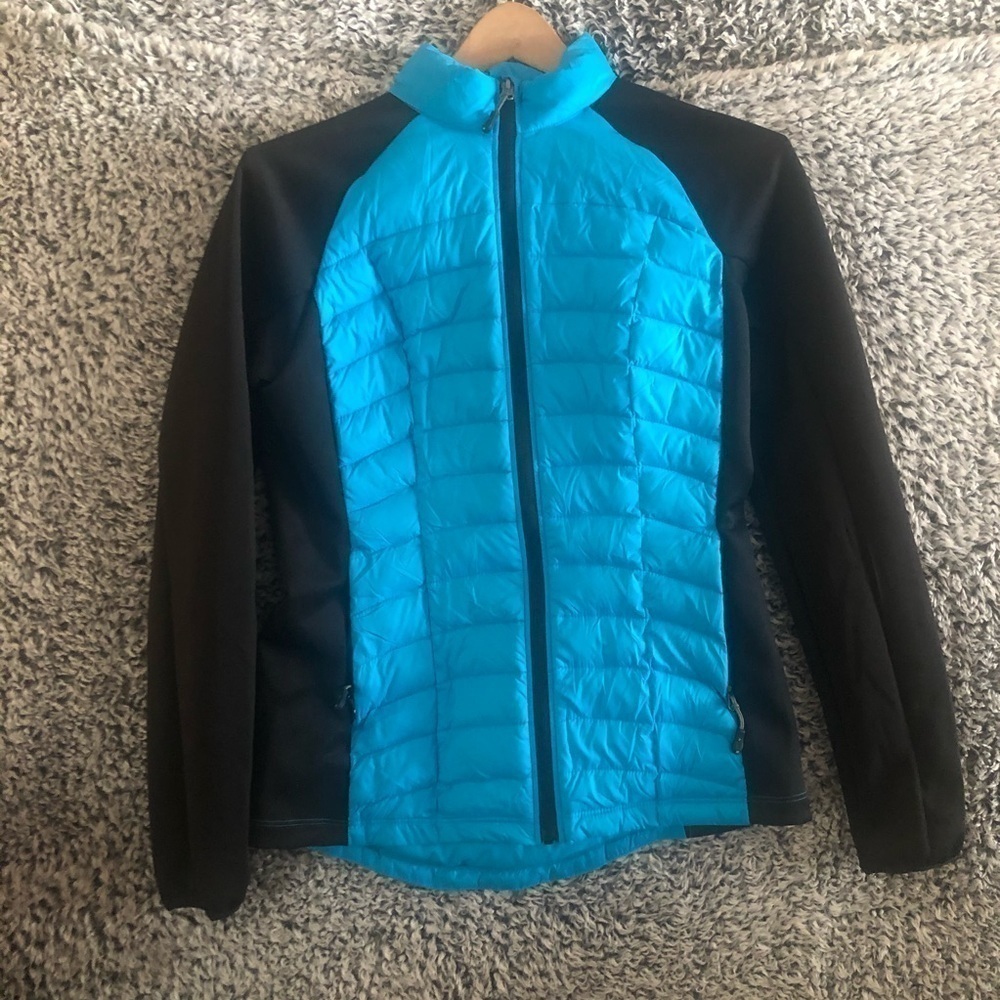 Weatherproof 32 Degrees Ladies Small  Blue Black Puffer Jacket Zipper